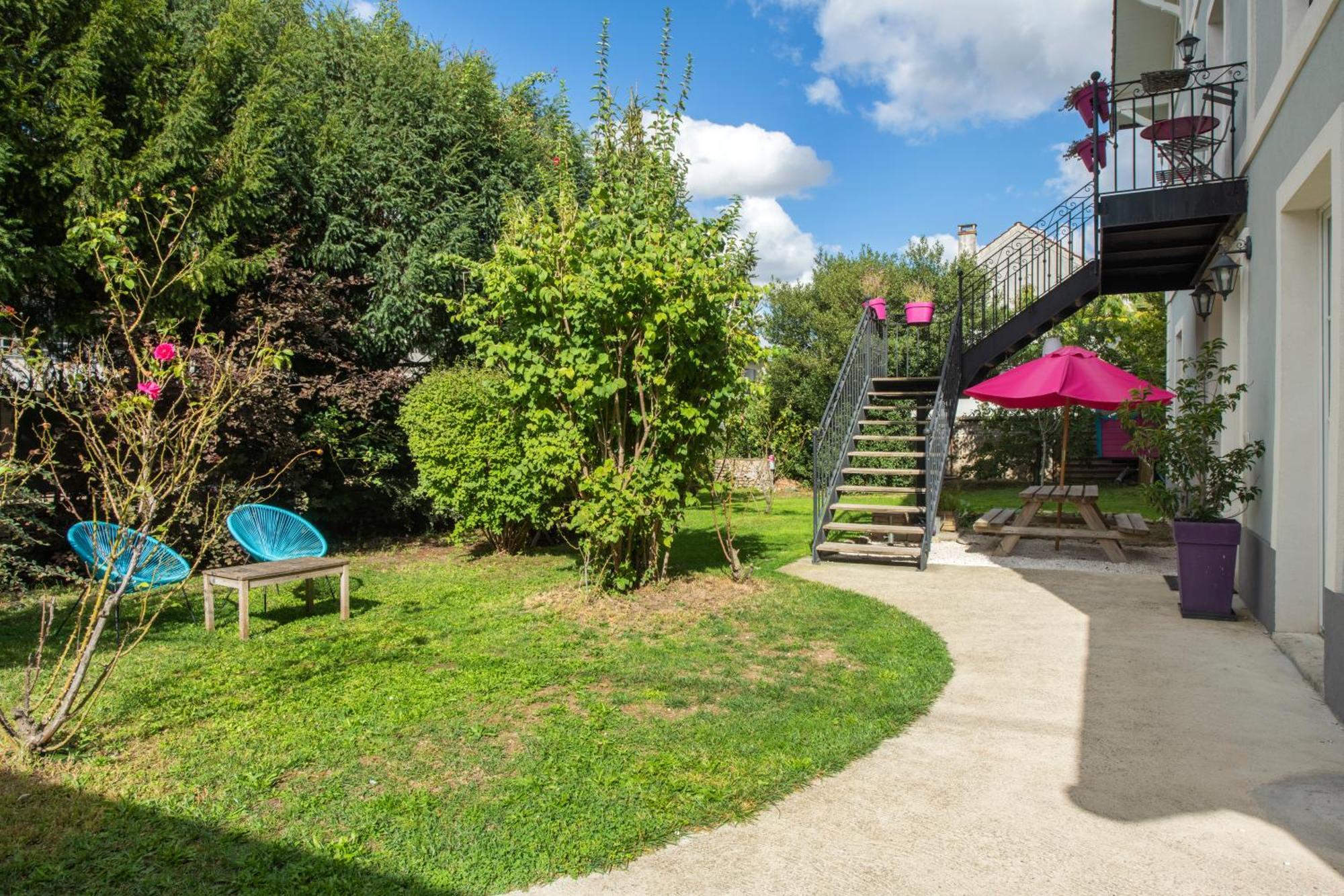 Roulotte Insolite Avec Terrasse Proche Paris Noisy-le-Grand Exterior photo